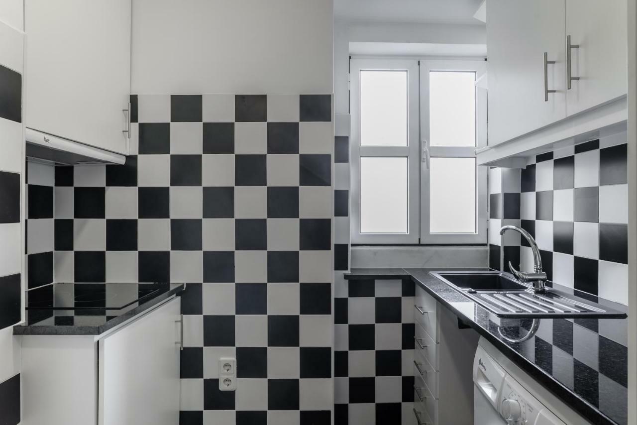 Charming Apartment- Authentic Experience In Graca Lisabona Exterior foto