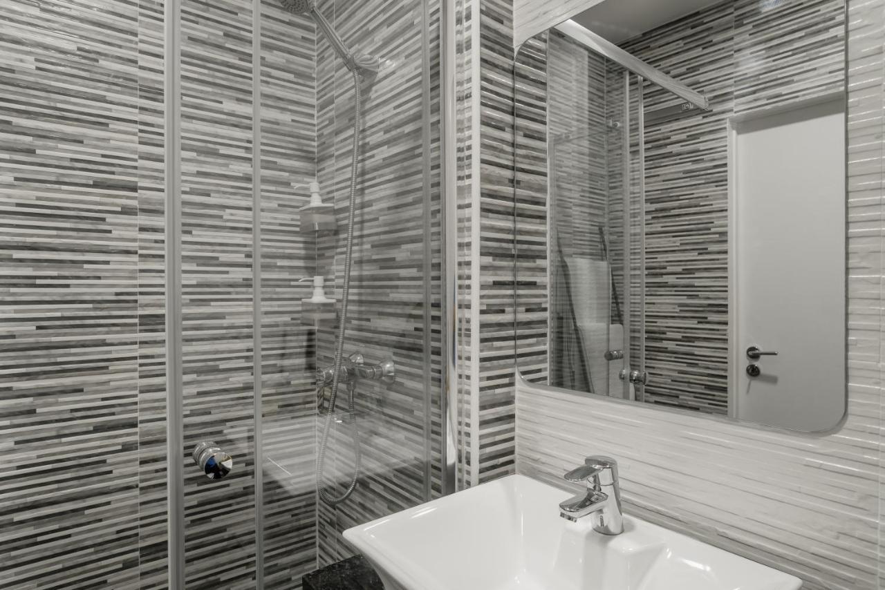 Charming Apartment- Authentic Experience In Graca Lisabona Exterior foto