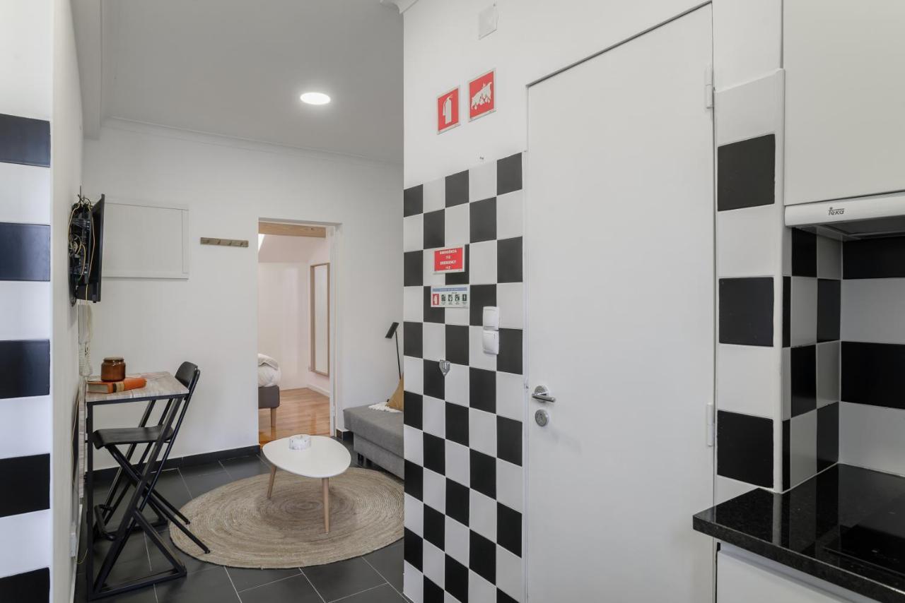 Charming Apartment- Authentic Experience In Graca Lisabona Exterior foto