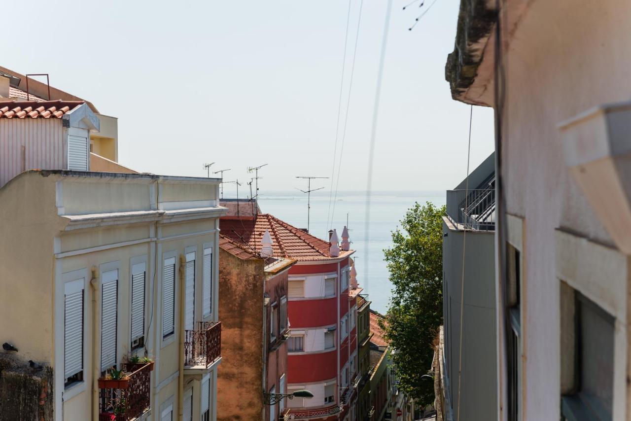 Charming Apartment- Authentic Experience In Graca Lisabona Exterior foto